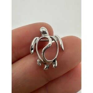 14k solid white gold Hawaiian ying yang turtle pendant